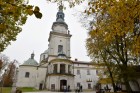 �w. Anna